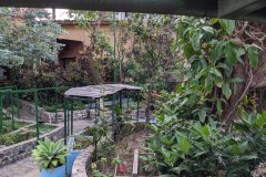 Herbal- and flowergarden in Panajachel