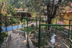 Herbal- and flowergarden in Panajachel